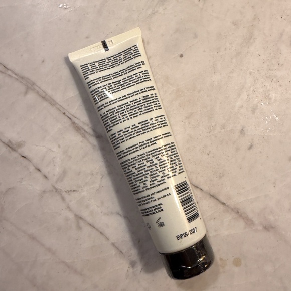 African Botanics Baobab Clay Oxygenating Cleanser - Picture 4 of 5